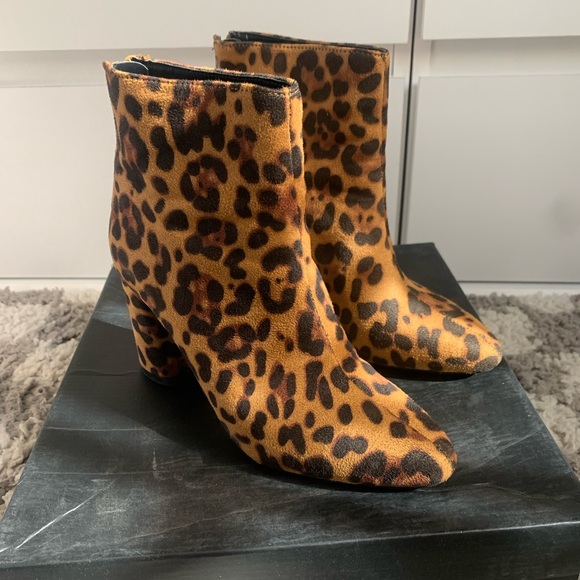 Windsor Shoes - Windsor Leopard Print Booties